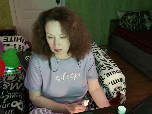 MeganIris webcam