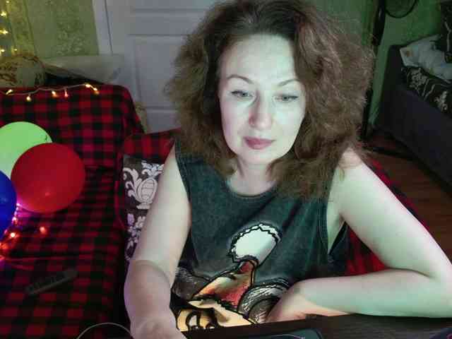 MeganIris webcam