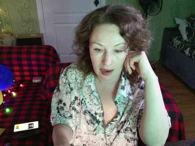 MeganIris webcam