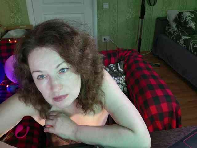 MeganIris webcam