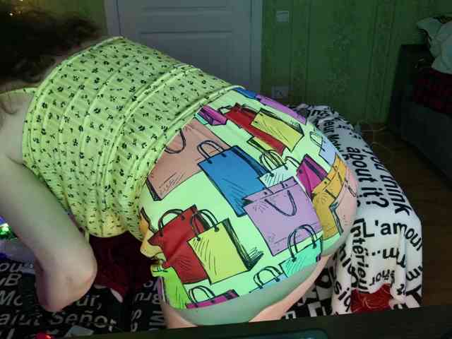 MeganIris webcam