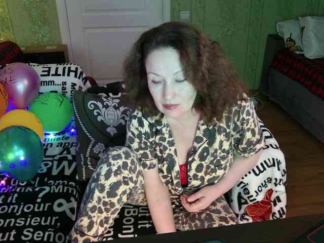 MeganIris webcam