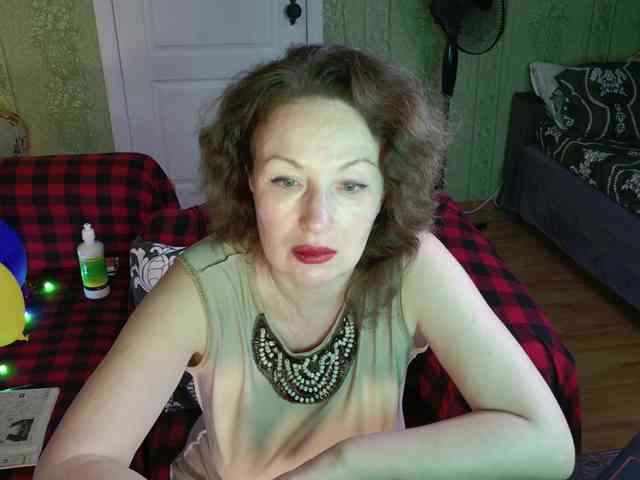 MeganIris webcam