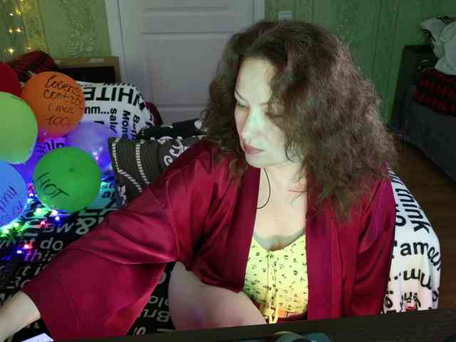 MeganIris webcam