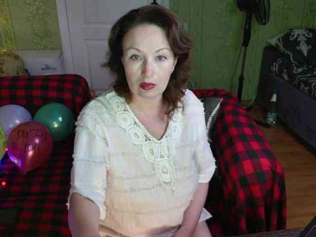 MeganIris webcam