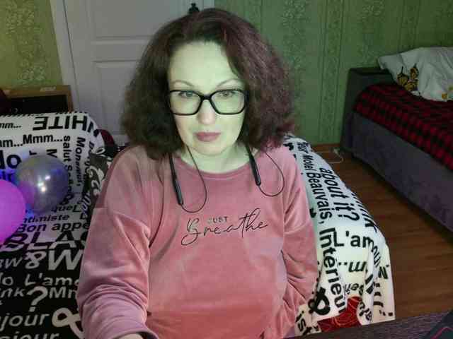 MeganIris webcam