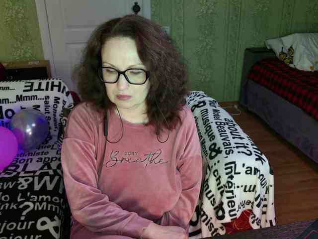 MeganIris webcam