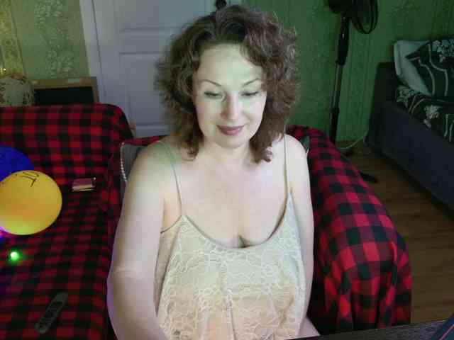 MeganIris webcam
