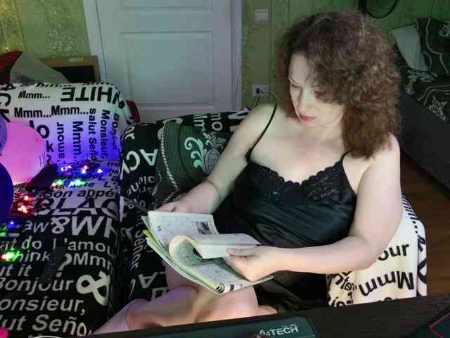 MeganIris webcam