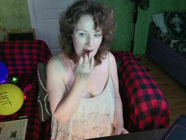 MeganIris webcam