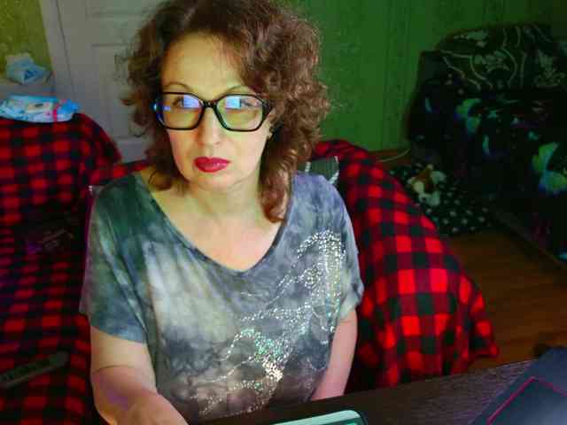 MeganIris webcam