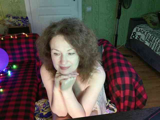 MeganIris webcam