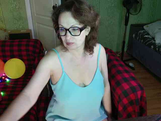 MeganIris webcam