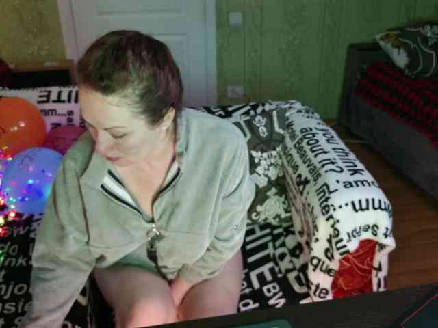 MeganIris webcam