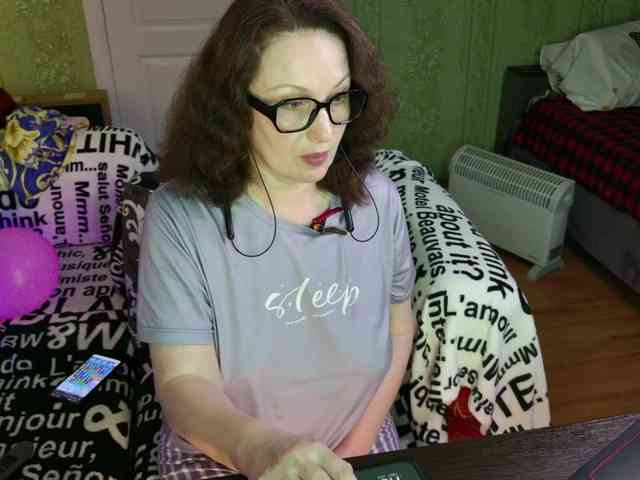 MeganIris webcam