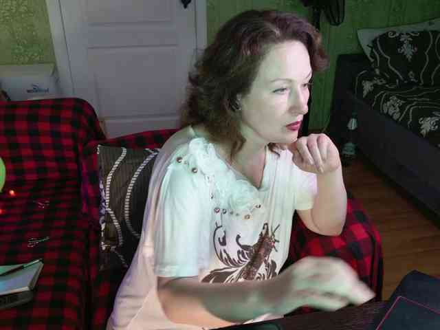 MeganIris webcam