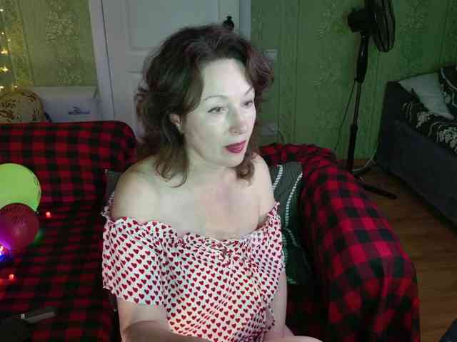 MeganIris webcam