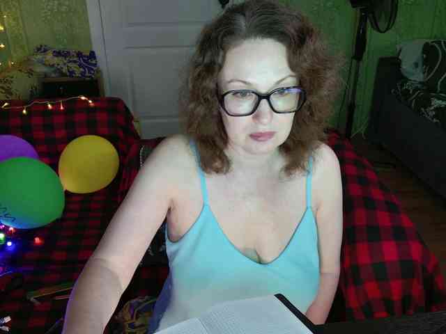 MeganIris webcam