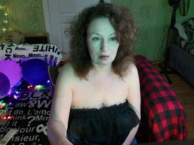 MeganIris webcam