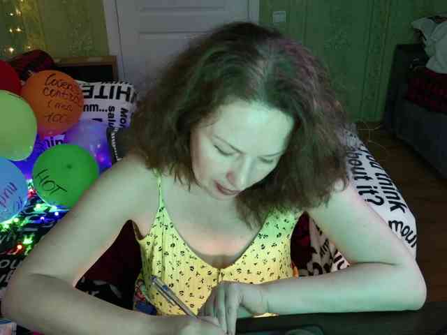 MeganIris webcam