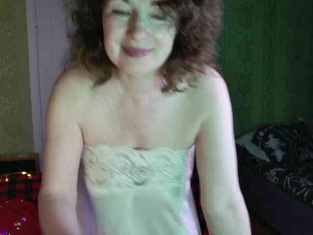 MeganIris Sex Cam Show