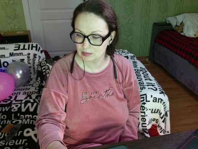 MeganIris webcam