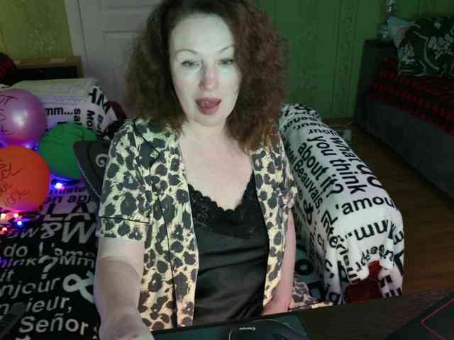 MeganIris webcam