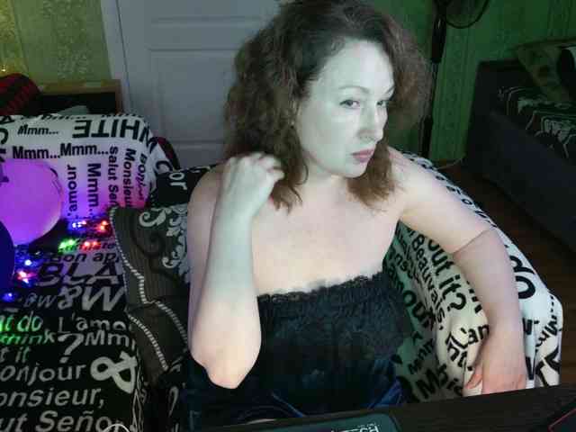 MeganIris webcam