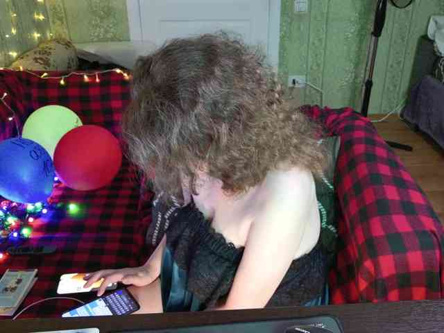MeganIris webcam