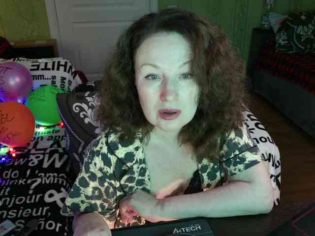 MeganIris webcam