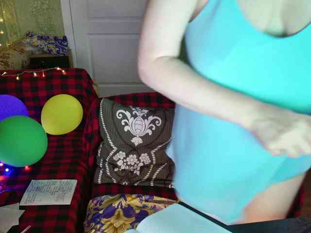 MeganIris webcam