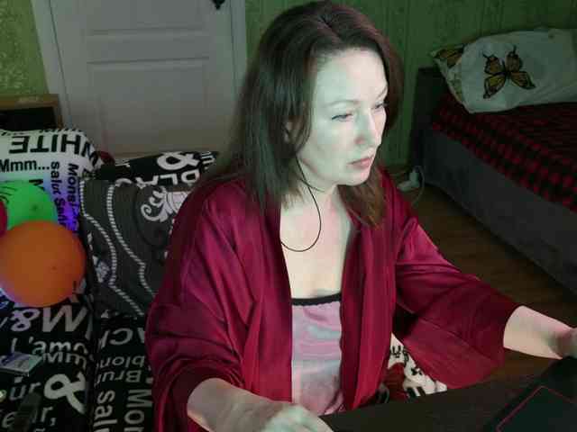 MeganIris webcam