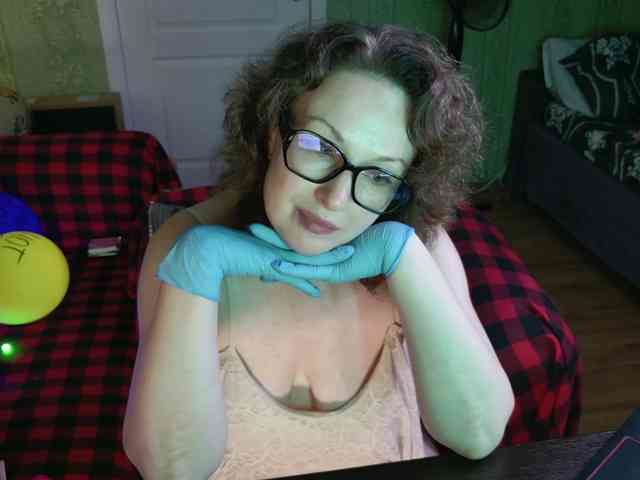MeganIris webcam