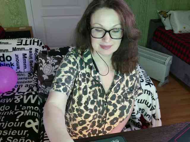 MeganIris webcam