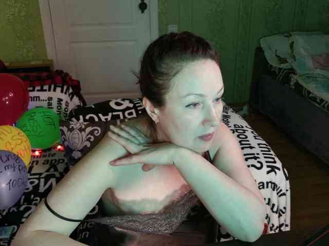 MeganIris webcam
