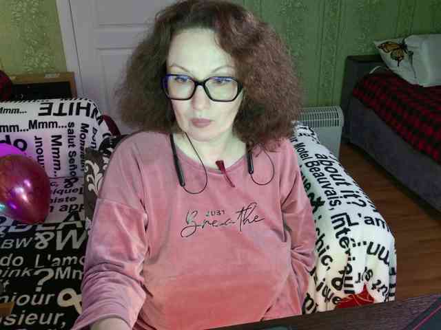 MeganIris webcam