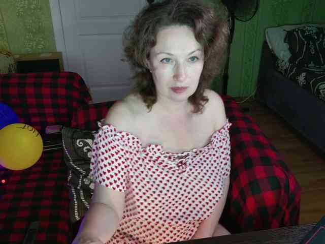 MeganIris webcam