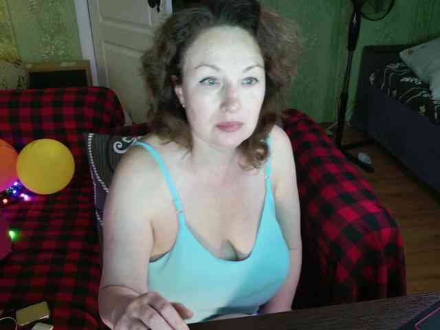 MeganIris webcam