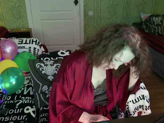 MeganIris webcam
