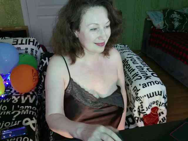 MeganIris webcam