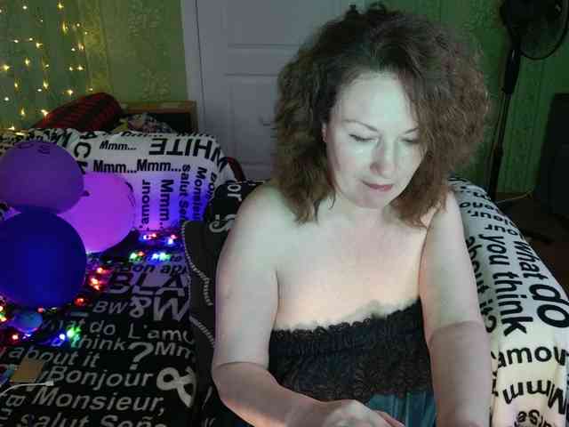 MeganIris webcam