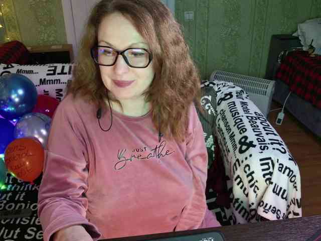 MeganIris Live Webcam on BongaCams