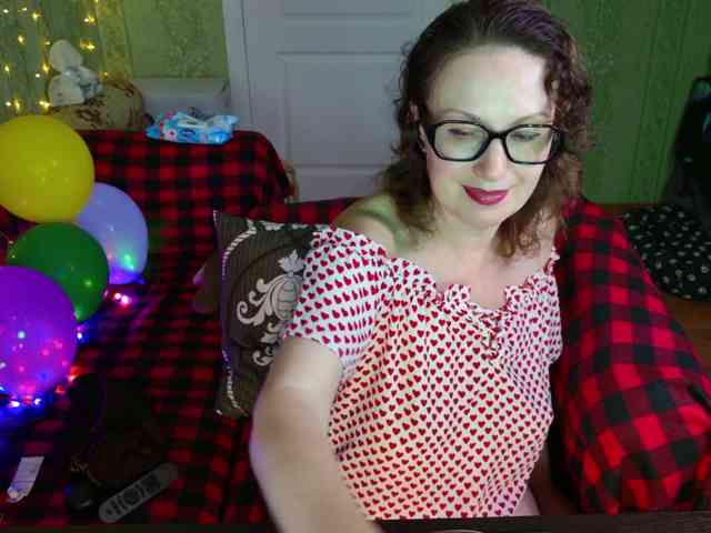 MeganIris webcam