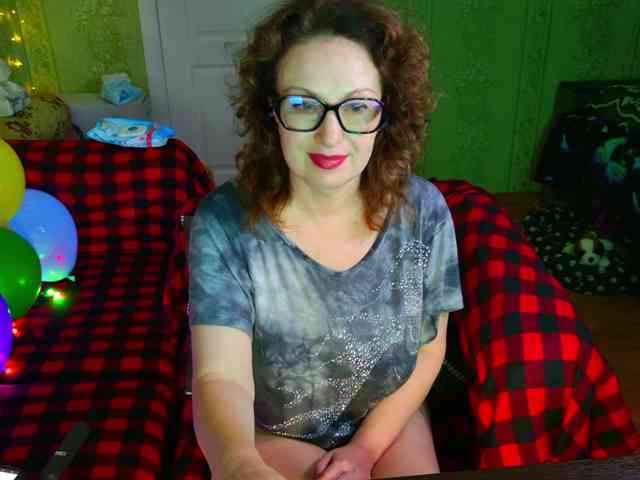 MeganIris webcam