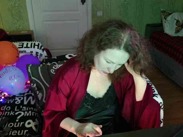 MeganIris webcam