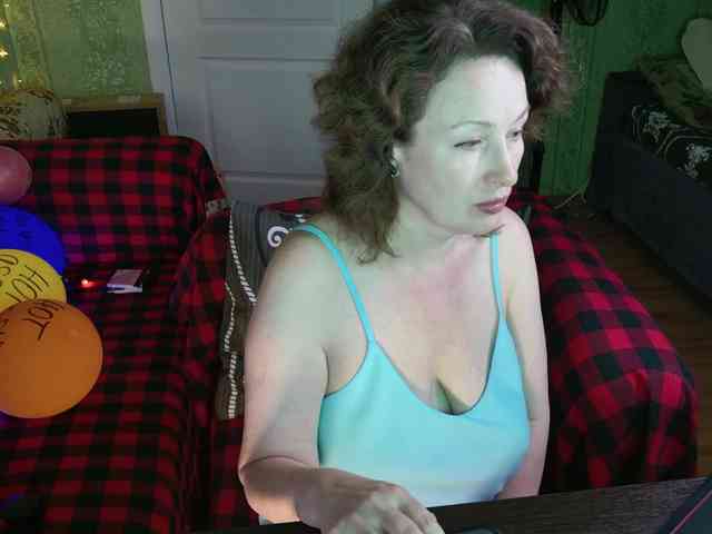 MeganIris webcam