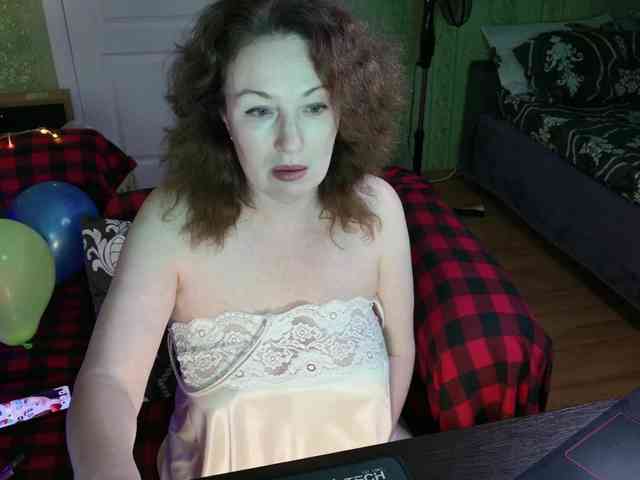 MeganIris webcam