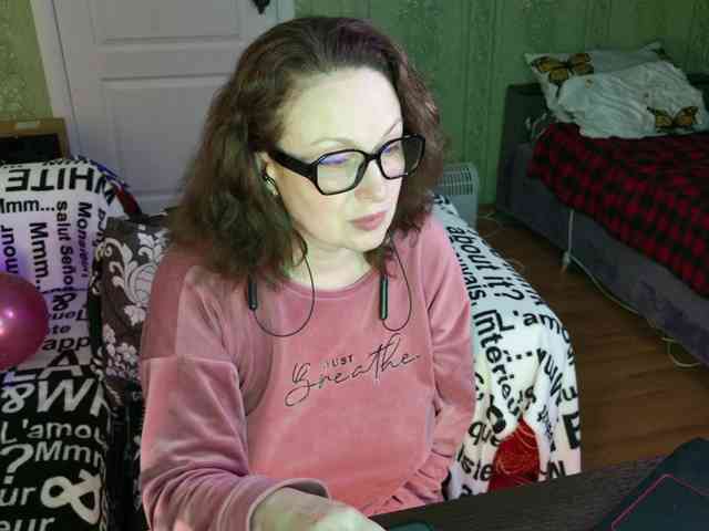 MeganIris webcam
