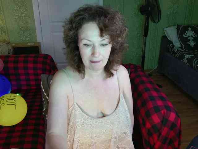 MeganIris webcam