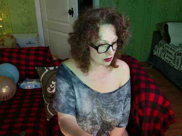 MeganIris webcam
